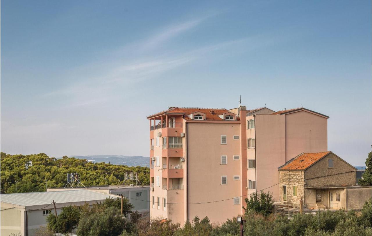 Amazing Apartment In Makarska With Wifi Buitenkant foto
