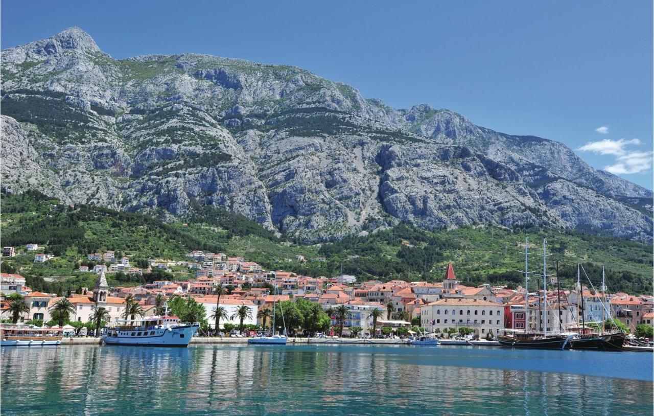 Amazing Apartment In Makarska With Wifi Buitenkant foto